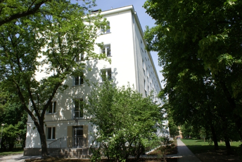 Dormitory hotel